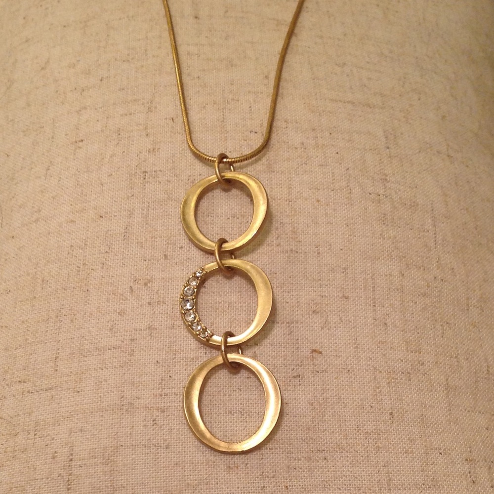 🛍Ellen Tracy gold (brass look) necklace